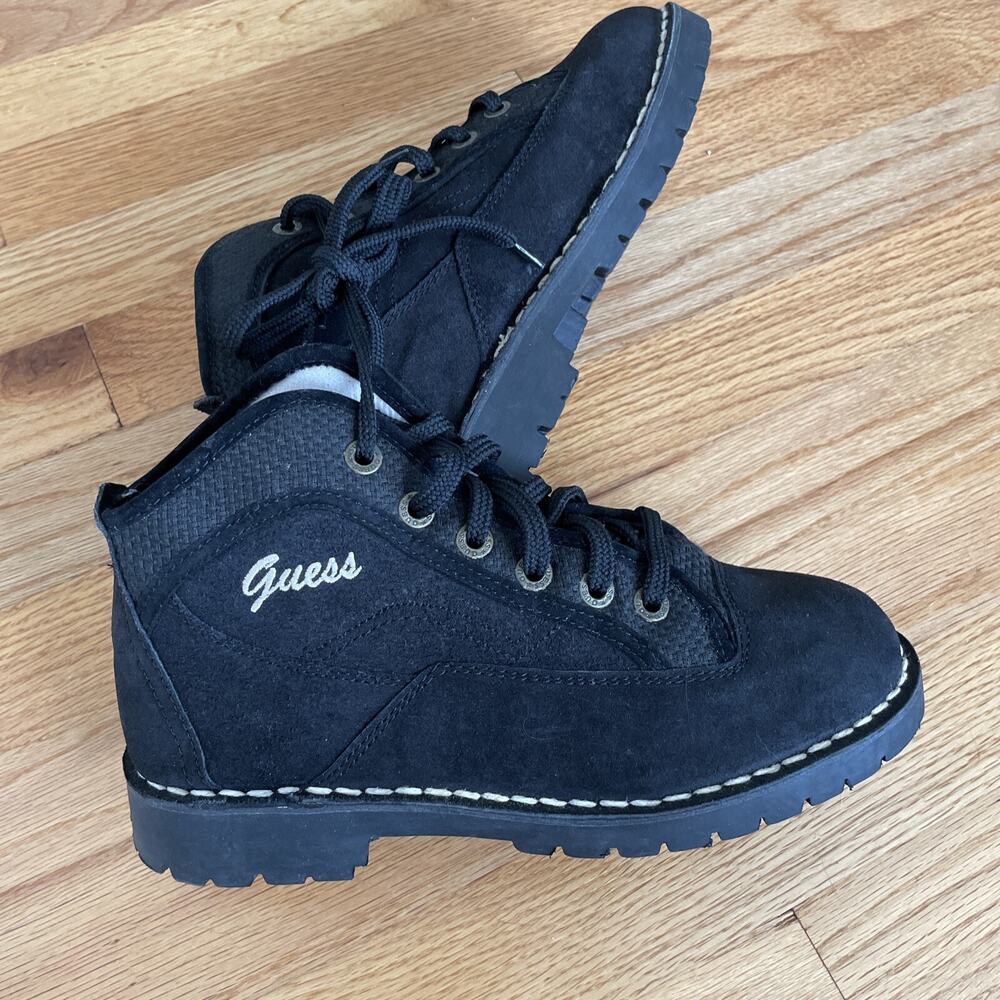 Guess Women's 7.5 Black Suede Boots worn once mid top lace up Shoes BP